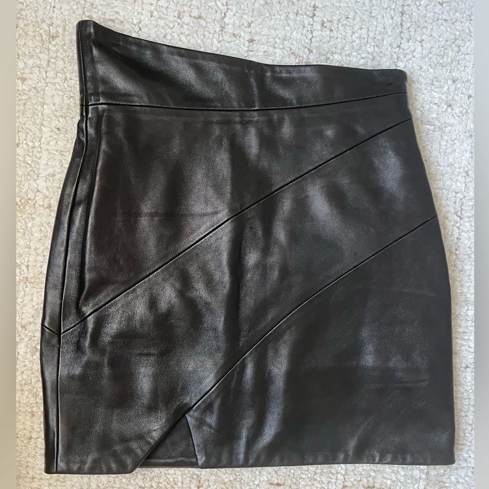 Michelle Mason black leather mini skirt sz2